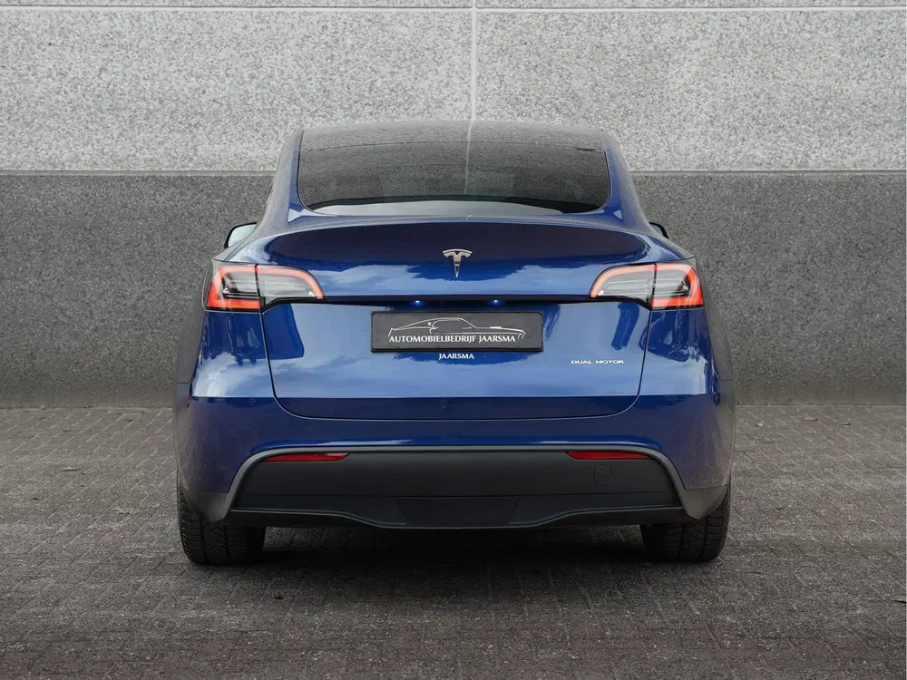 Tesla Model Y Long Range AWD 75 kWh uit 2024, foto 5