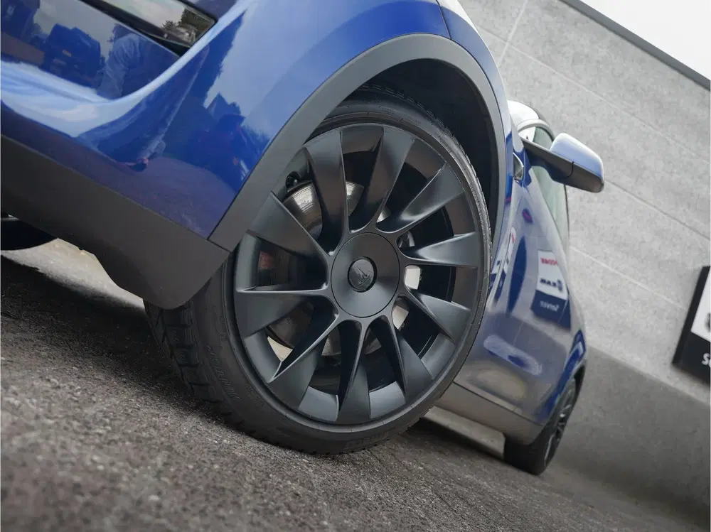 Tesla Model Y Long Range AWD 75 kWh uit 2024, foto 7