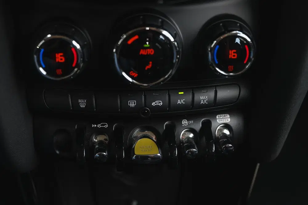 Mini Electric Classic uit 2022, foto 14