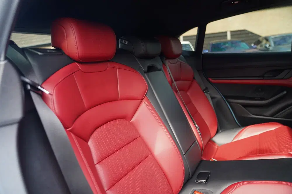 Porsche Taycan 4S 93 kWh uit 2021, foto 5