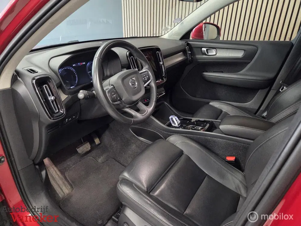 Volvo XC40 1.5 T4 Recharge Inscription Expression Fus uit 2021, foto 3