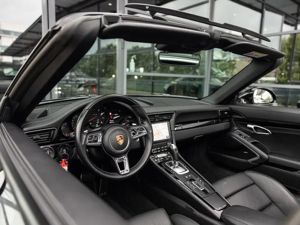 Porsche 911 3.0 Targa 4 uit 2019, foto 14