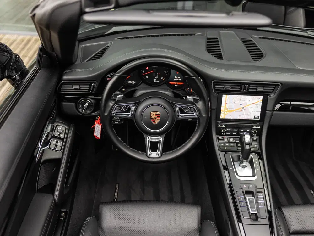 Porsche 911 3.0 Targa 4 uit 2019, foto 15