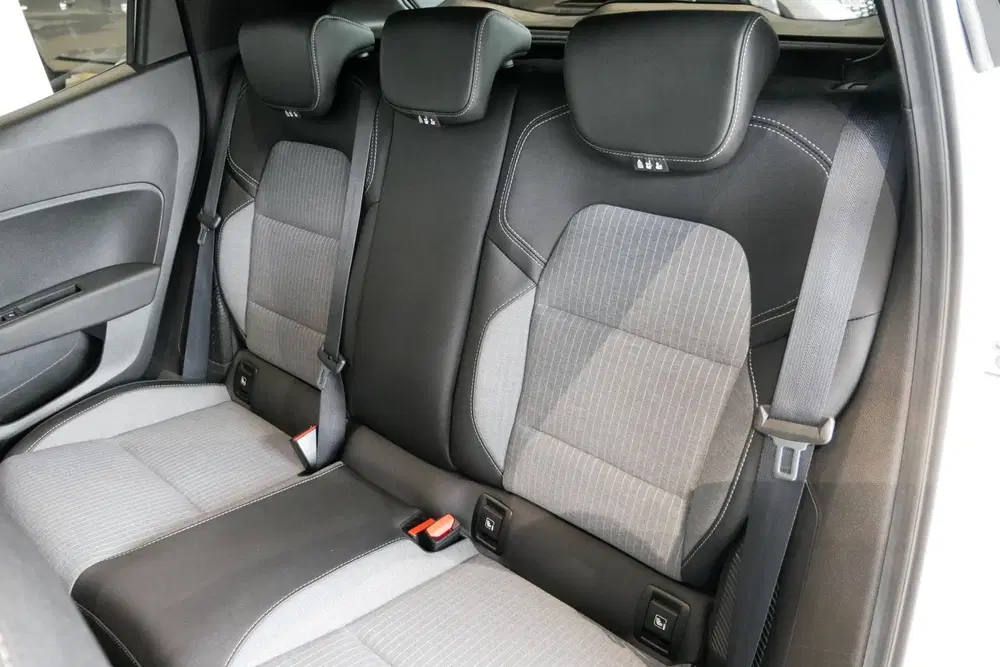 Renault Clio 1.6 E-Tech Full Hybrid 145 techno *Automaa uit 2025, foto 12