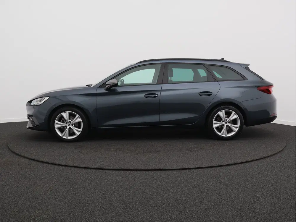 SEAT Leon 1.5 eTSI FR Business Intense uit 2023, foto 10