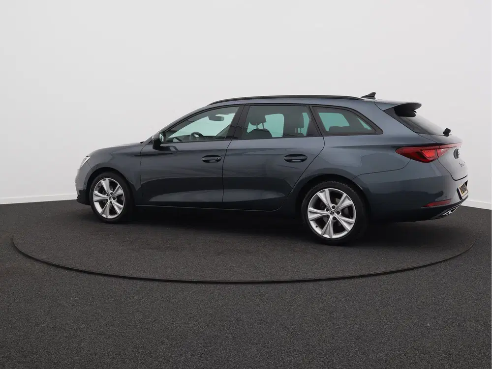 SEAT Leon 1.5 eTSI FR Business Intense uit 2023, foto 11
