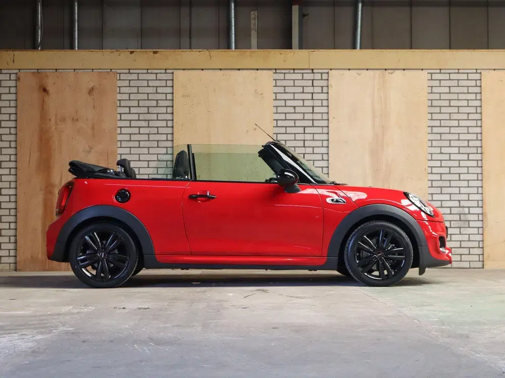 Mini Cabrio 2.0 Cooper S 192pk AUT uit 2019, foto 3