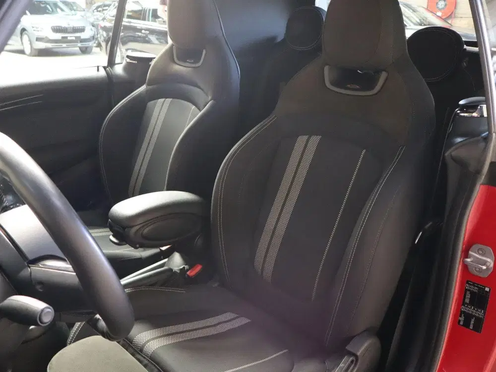 Mini Cabrio 2.0 Cooper S 192pk AUT uit 2019, foto 5
