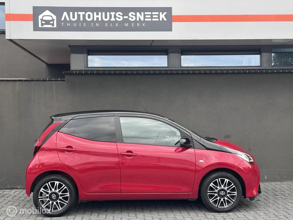 Toyota Aygo X-clusiv uit 2020, foto 5