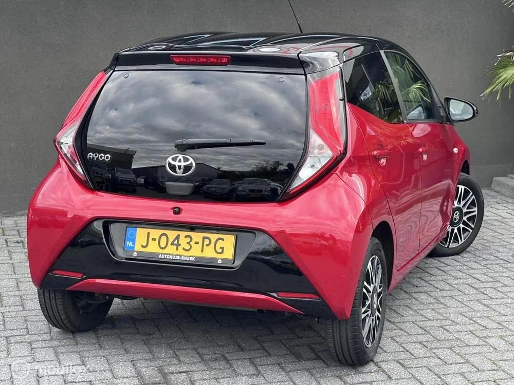 Toyota Aygo X-clusiv uit 2020, foto 7
