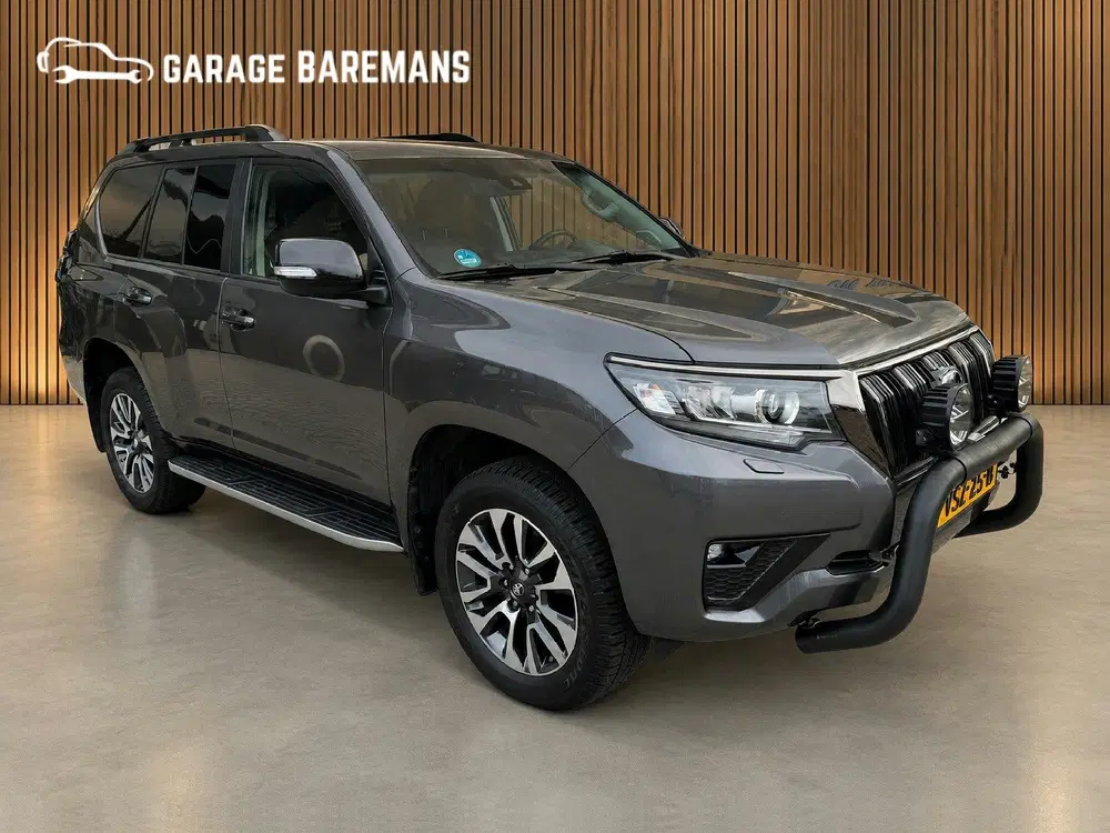 Toyota Land Cruiser 2.8 D-4D-F Black Edition Window Van uit 2022, foto 7