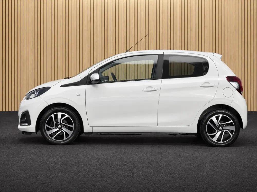Peugeot 108 1.0 e-VTi Allure uit 2021, foto 8