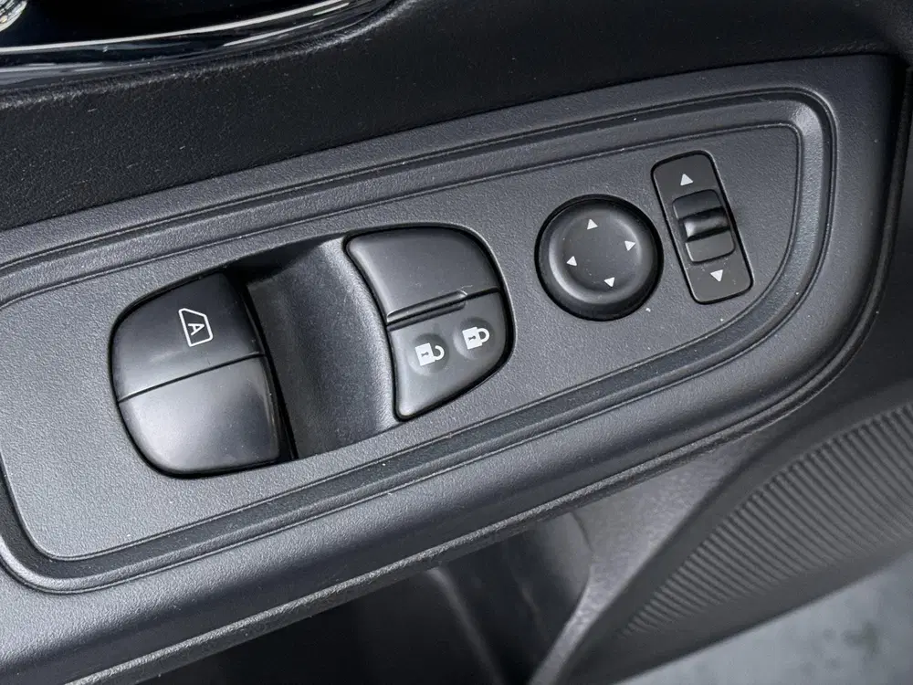 Nissan Micra 0.9 IG-T N-Connecta uit 2019, foto 13