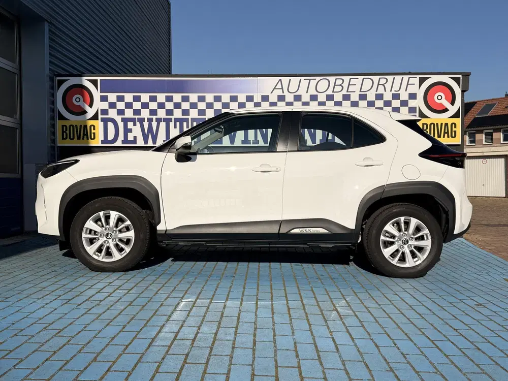 Toyota Yaris Cross 1.5 Hybrid CRUISE LED CAMERA APPLE uit 2022, foto 8