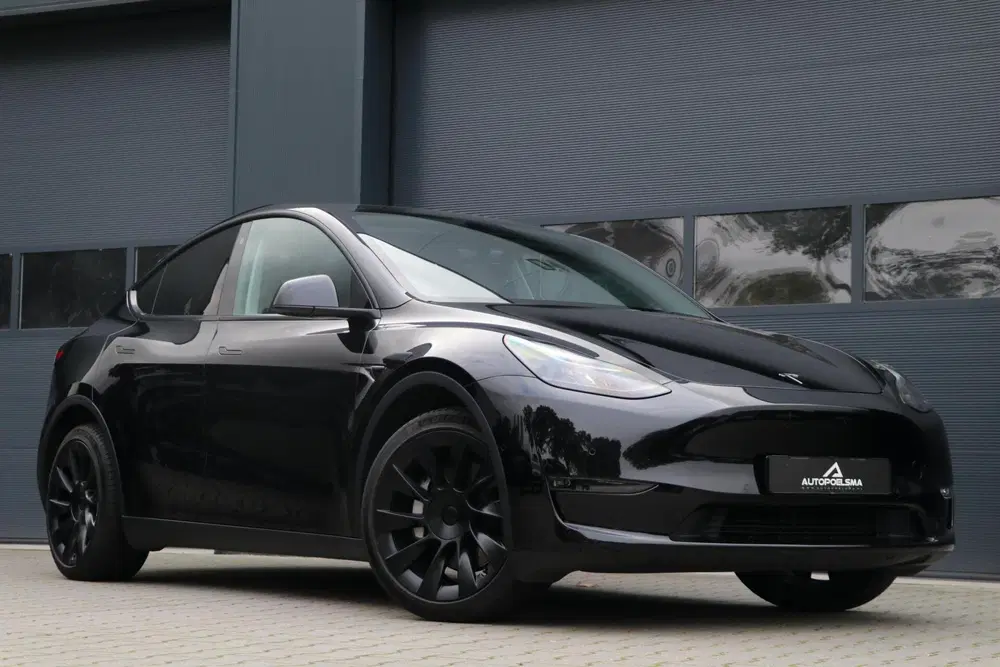 Tesla Model Y Long Range AWD 75 kWh 351PK Panodak 360Vie uit 2021