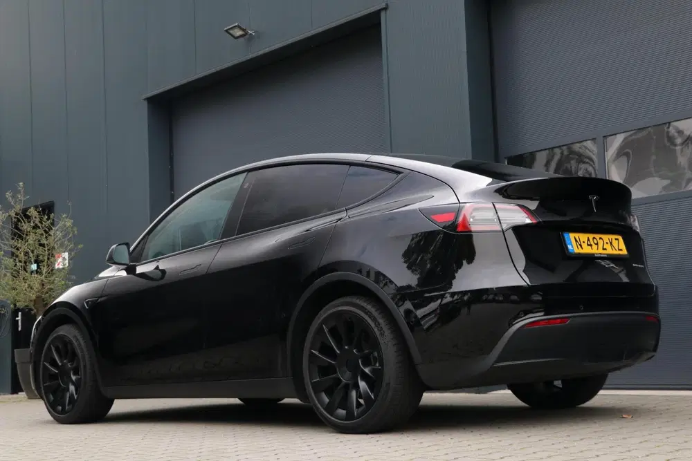 Tesla Model Y Long Range AWD 75 kWh 351PK Panodak 360Vie uit 2021, foto 4