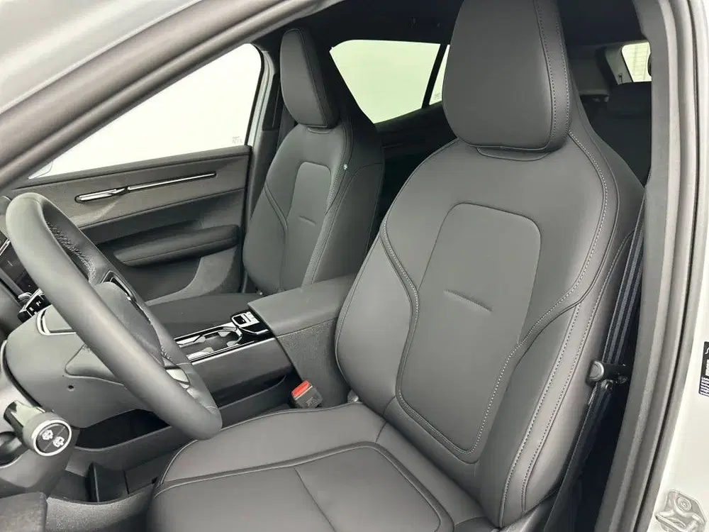 Volvo EX30 P5 Long Range Plus Black Edition Europa uit 2026, foto 15