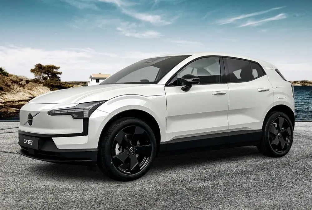 Volvo EX30 P5 Long Range Plus Black Edition Europa uit 2026, foto 2