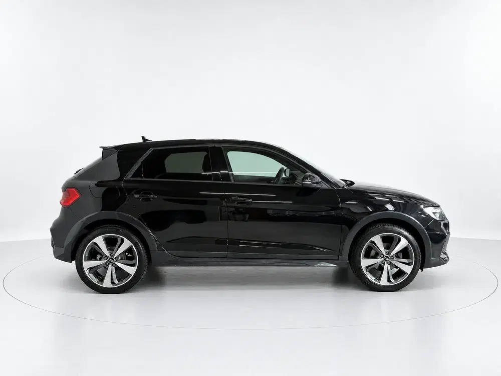Audi A1 35 TFSI S edition Allstreet uit 2023, foto 11