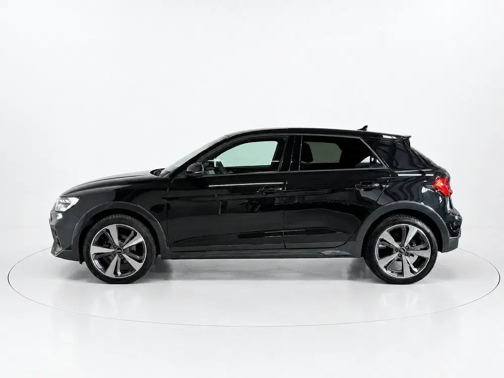 Audi A1 35 TFSI S edition Allstreet uit 2023, foto 12
