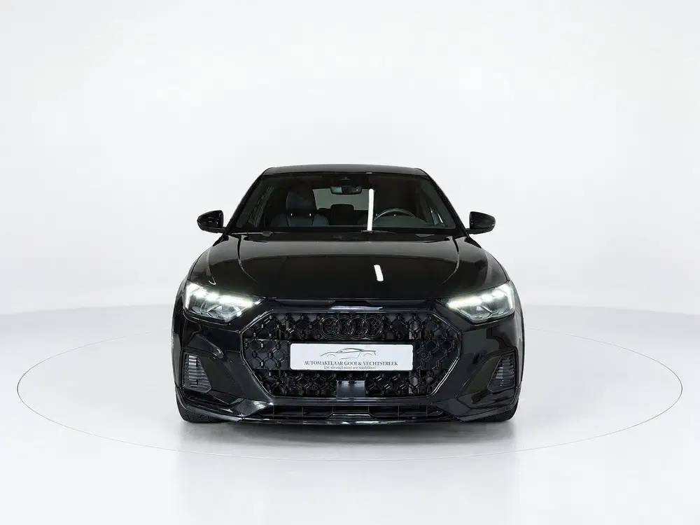 Audi A1 35 TFSI S edition Allstreet uit 2023, foto 5