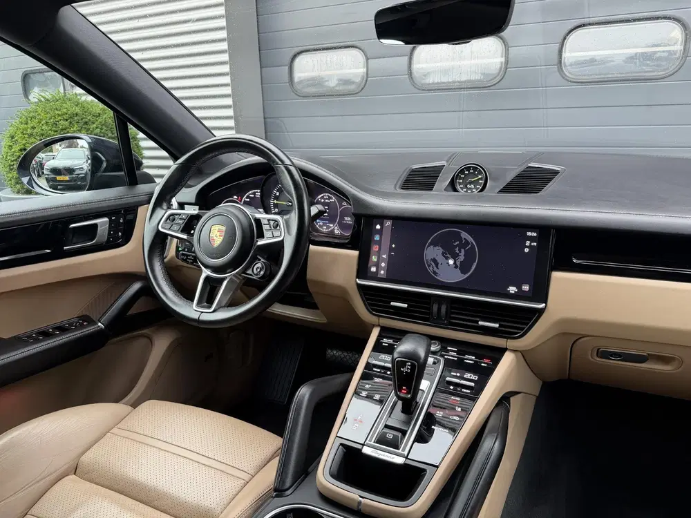 Porsche Cayenne Cayenne Coupé 3.0 E-Hybrid Sport Chrono uit 2021, foto 3