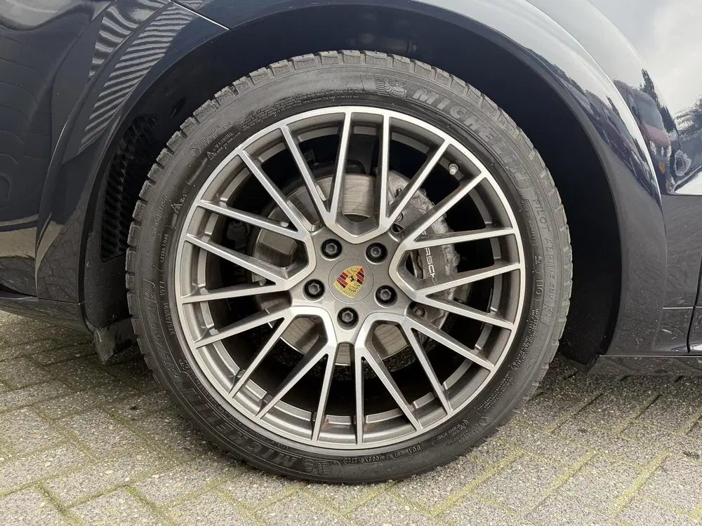 Porsche Cayenne Cayenne Coupé 3.0 E-Hybrid Sport Chrono uit 2021, foto 9