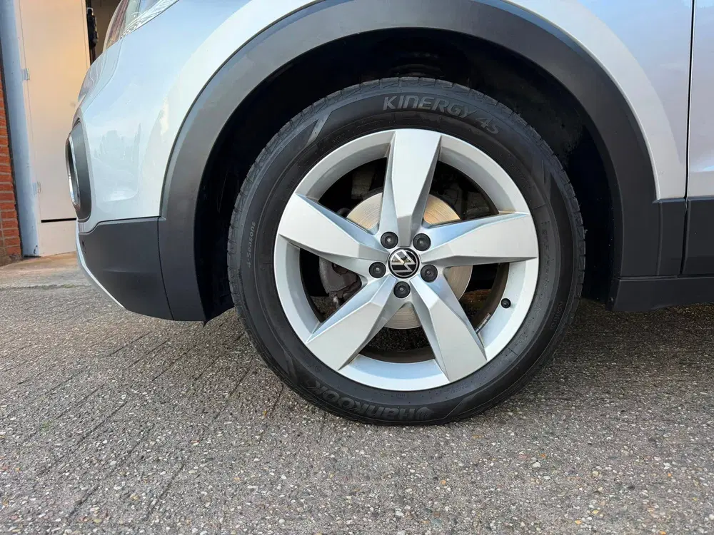 Volkswagen T-Cross 1.0 TSI Style Automaat uit 2023, foto 15