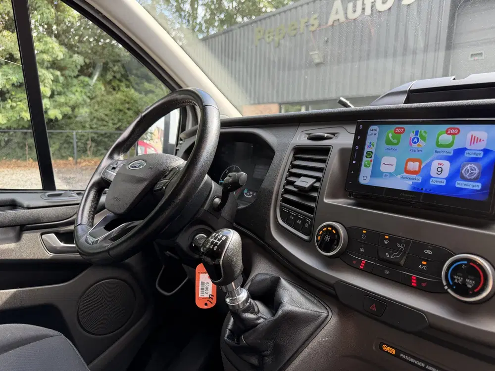Ford Transit Custom 300 2.0 TDCI L2H1 Limited 130 PK Carplay uit 2021, foto 2