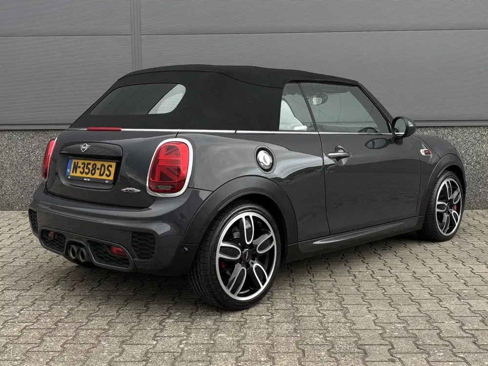 Mini Cabrio 2.0 John Cooper Works Chili uit 2019, foto 6