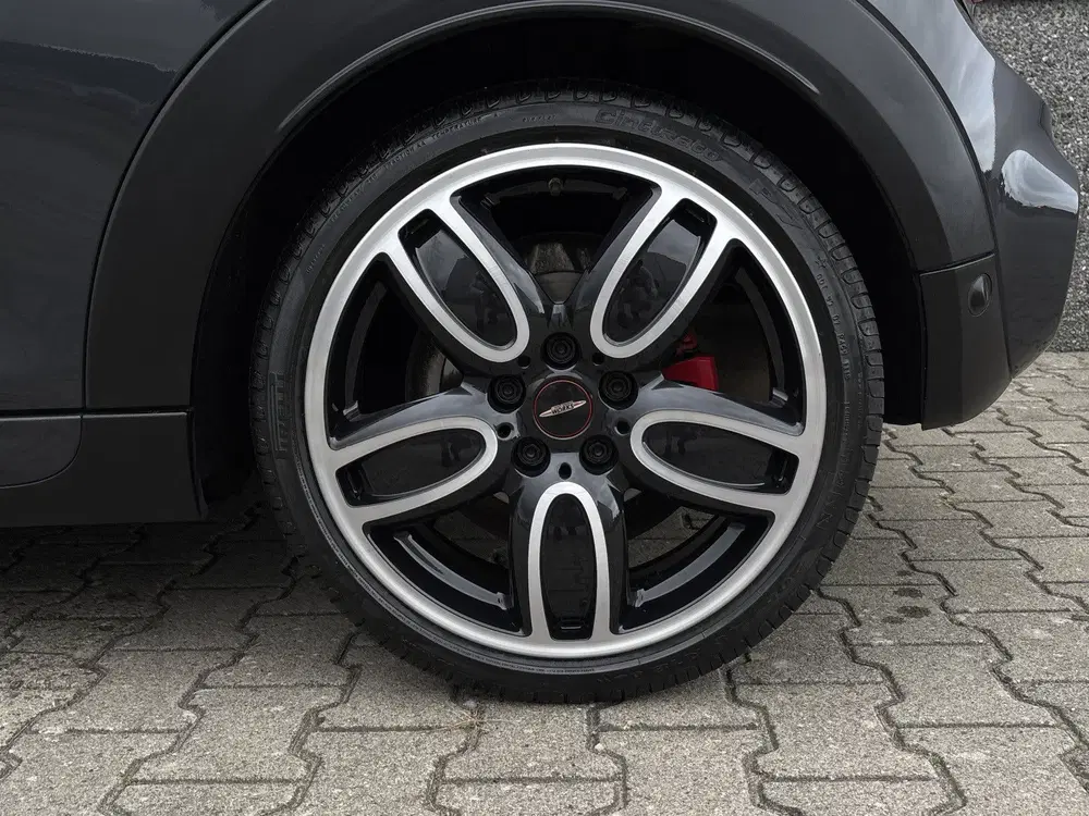 Mini Cabrio 2.0 John Cooper Works Chili uit 2019, foto 9