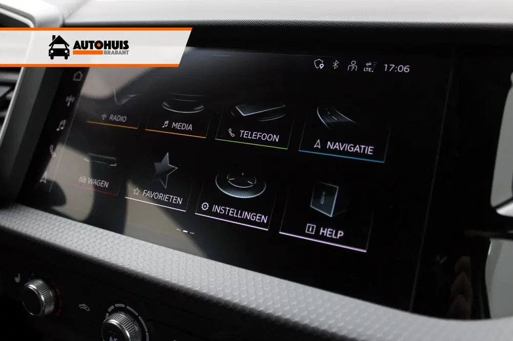 Audi A1 30 TFSI S tronic Aut. S edition Vitual uit 2024, foto 14