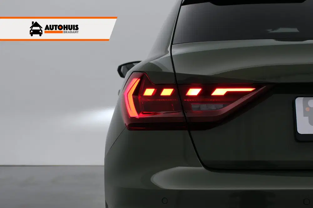Audi A1 30 TFSI S tronic Aut. S edition Vitual uit 2024, foto 4