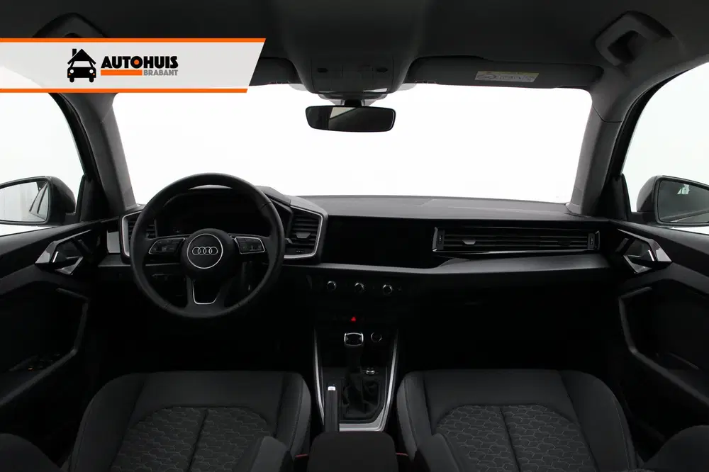 Audi A1 30 TFSI S tronic Aut. S edition Vitual uit 2024, foto 9