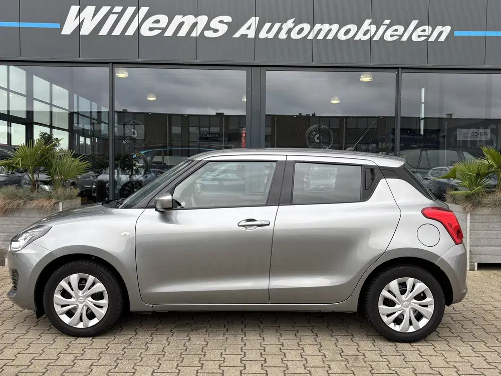Suzuki Swift 1.2 Comfort Smart Hybrid Airco uit 2023, foto 3
