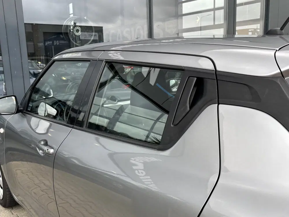 Suzuki Swift 1.2 Comfort Smart Hybrid Airco uit 2023, foto 8
