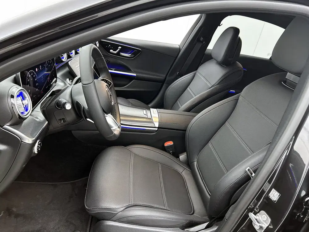 Mercedes-Benz C-Klasse 180 Business Solution Luxury uit 2026, foto 5
