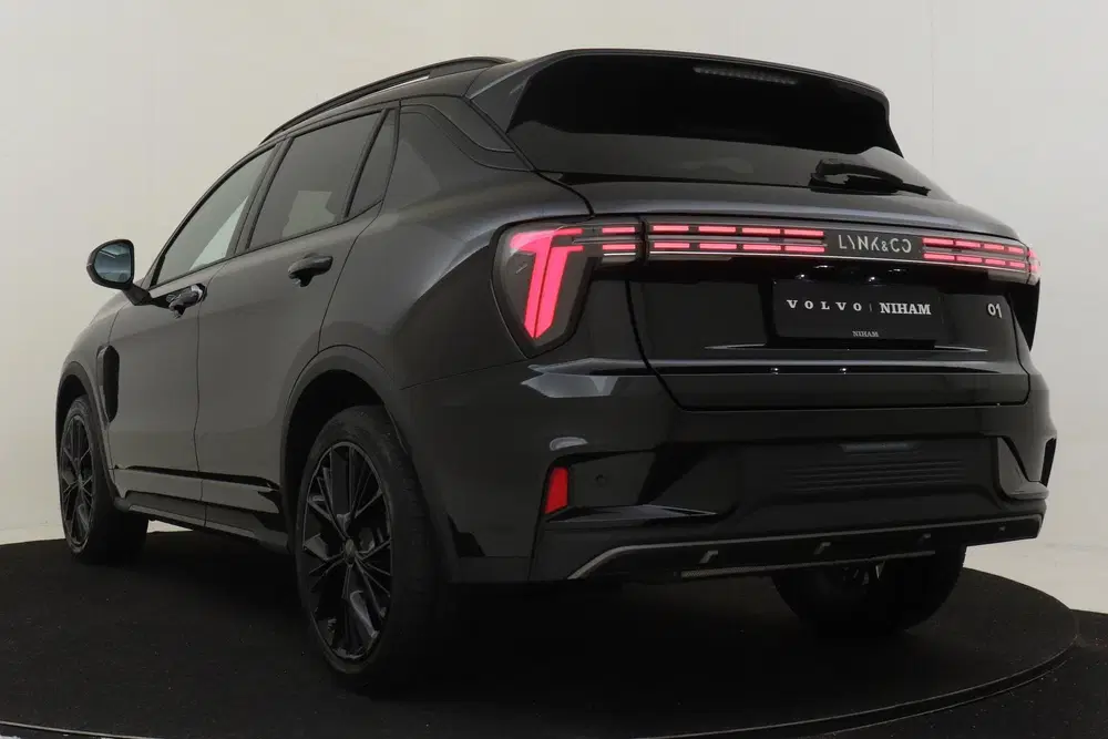 Lynk & Co 01 1.5 PHEV MORE -PANO.DAK uit 2026, foto 5