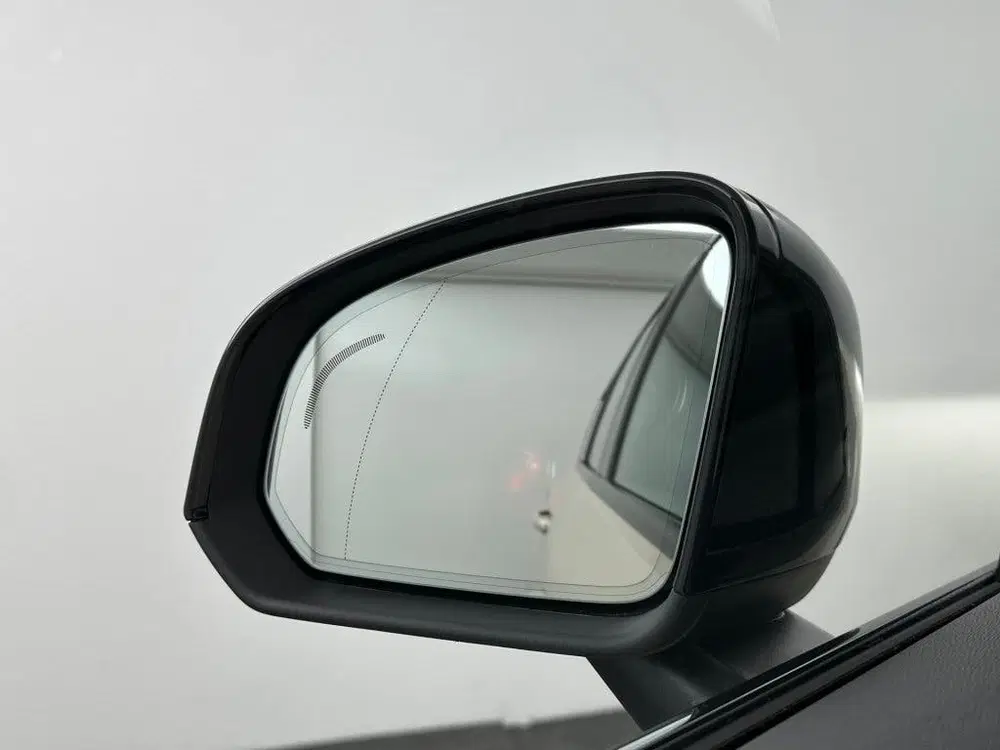 Volvo EX40 Extended Range Plus Dark Europa uit 2026, foto 13