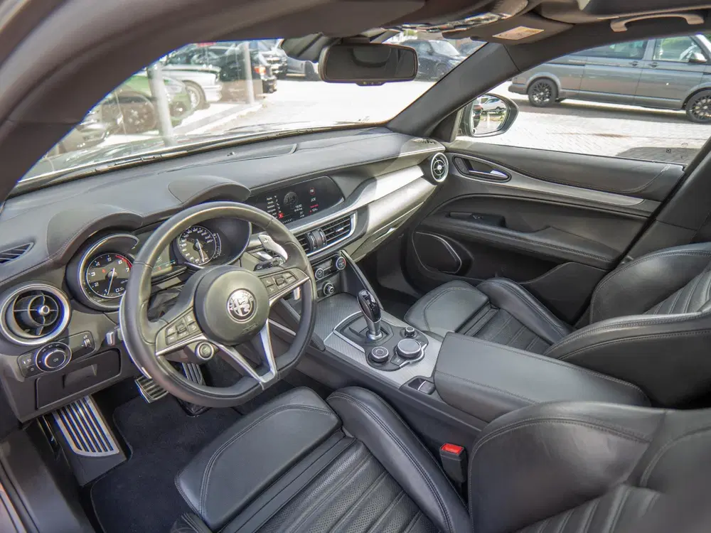 Alfa Romeo Stelvio 2.0 T AWD B-Tech uit 2019, foto 12