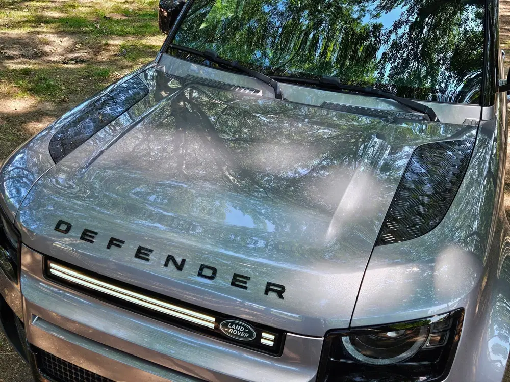 Land Rover Defender 3.0 P400 HSE uit 2020, foto 2