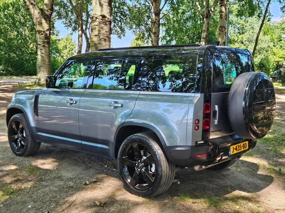 Land Rover Defender 3.0 P400 HSE uit 2020, foto 4