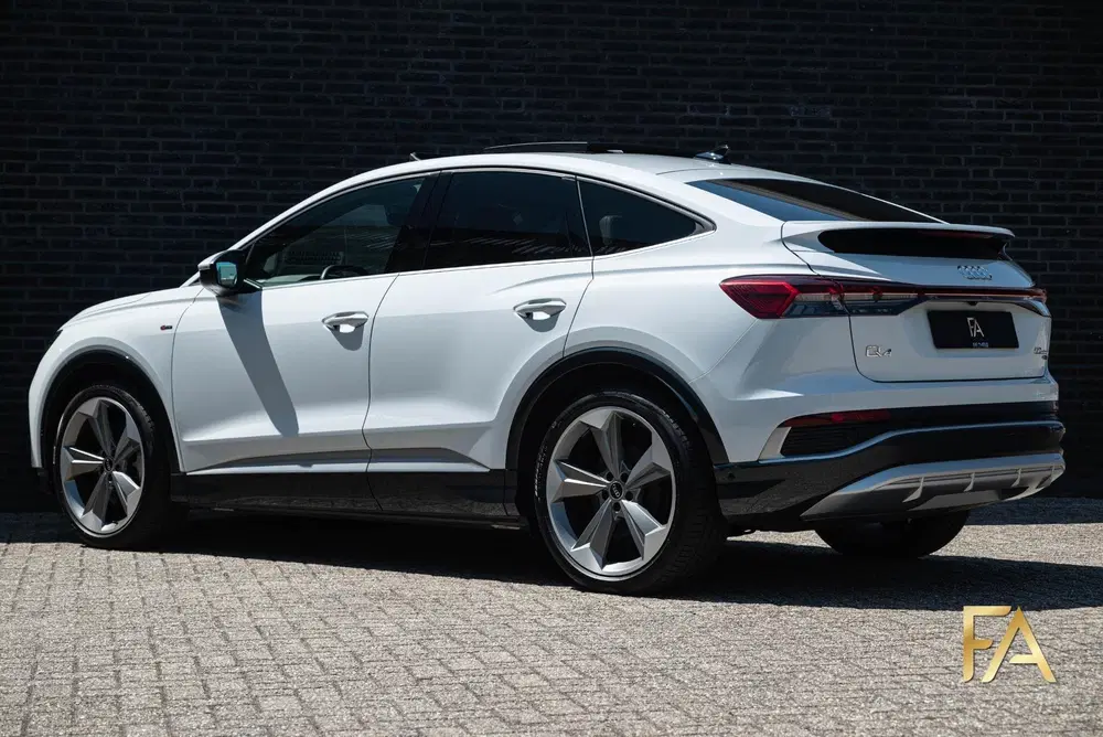 Audi Q4 e-tron 50 quattro S Line 77 kWh uit 2023, foto 12