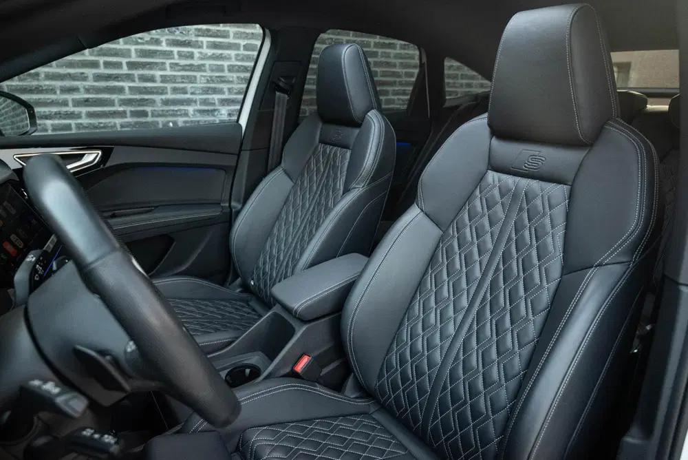 Audi Q4 e-tron 50 quattro S Line 77 kWh uit 2023, foto 9