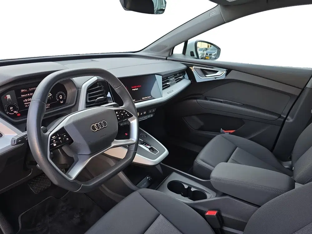 Audi Q4 e-tron 35 Launch edition Advanced 55 kWh uit 2022, foto 10