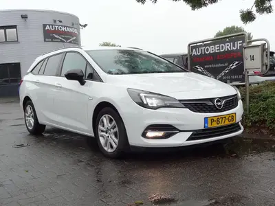 Opel Astra 1.2 Business Edition (bj 2022) uit 2022