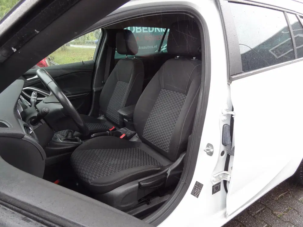 Opel Astra 1.2 Business Edition (bj 2022) uit 2022, foto 8