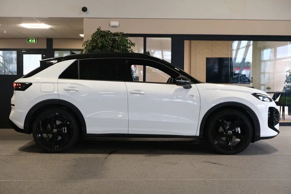 Volkswagen T-Roc 1.5 eTsi R-Line DSG 150PK Pano ACC 360CAM uit 2026, foto 7