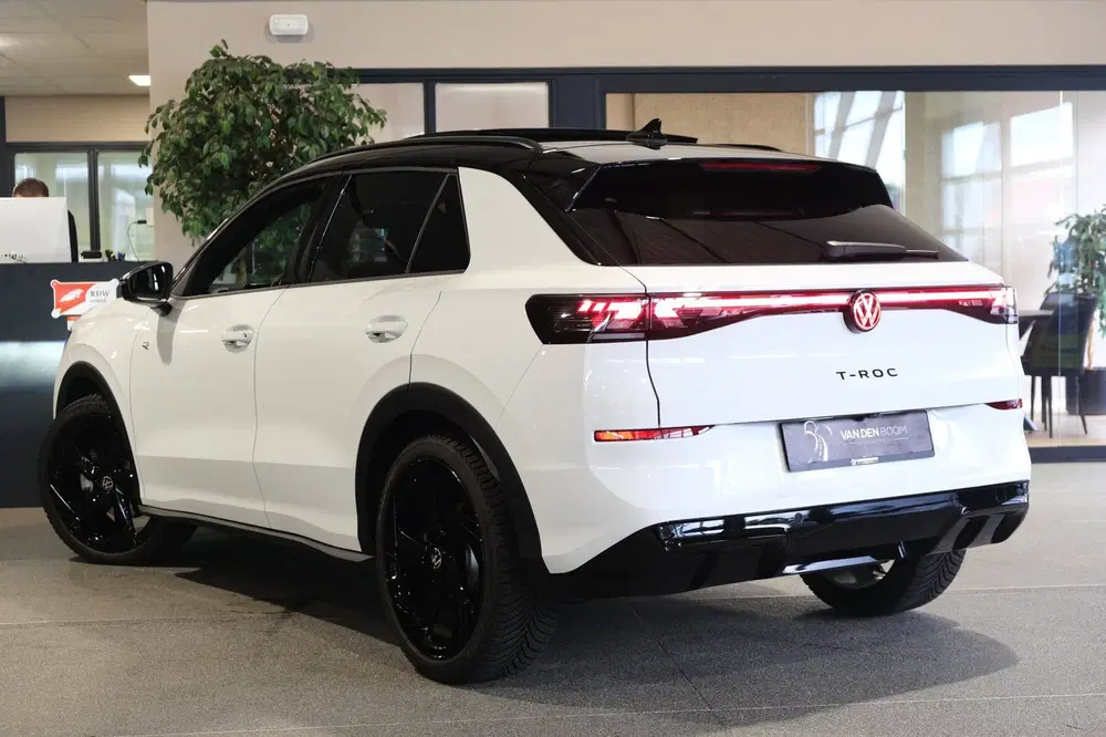 Volkswagen T-Roc 1.5 eTsi R-Line DSG 150PK Pano ACC 360CAM uit 2026, foto 8