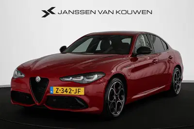 Alfa Romeo Giulia 2.0 T GME AWD Competizione 280PK Facelift uit 2024